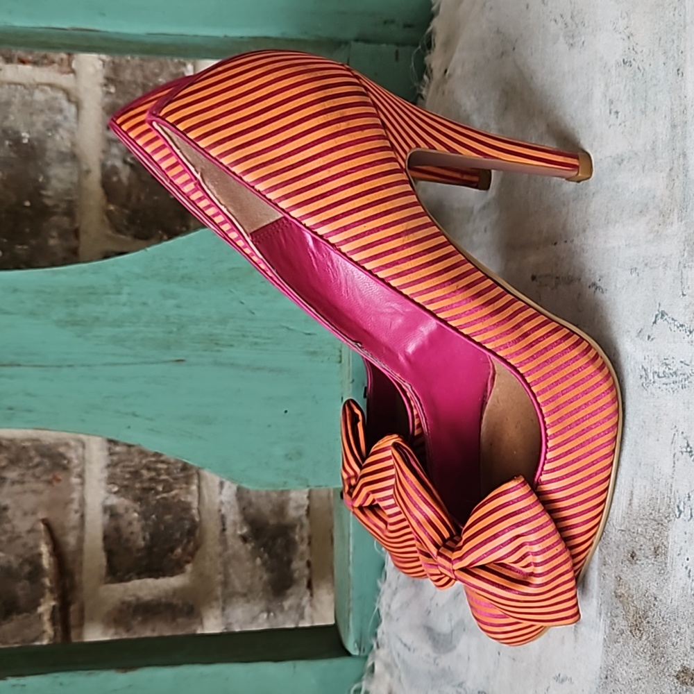 Kurt Geiger Striped Two Tone Bow Heels size 8